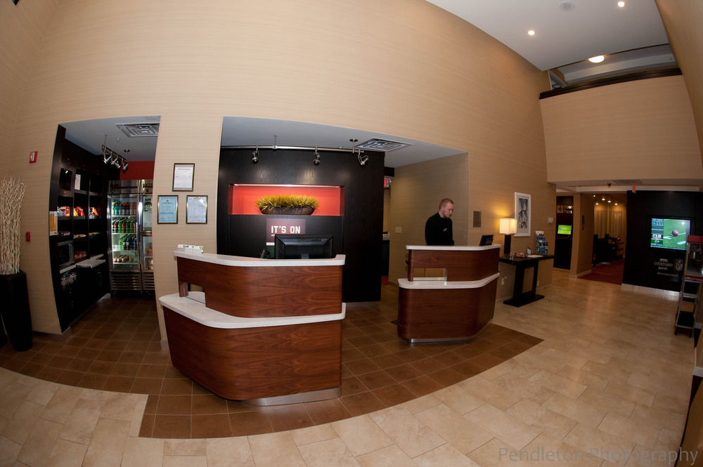 Courtyard By Marriott Decatur Hotel Exterior photo