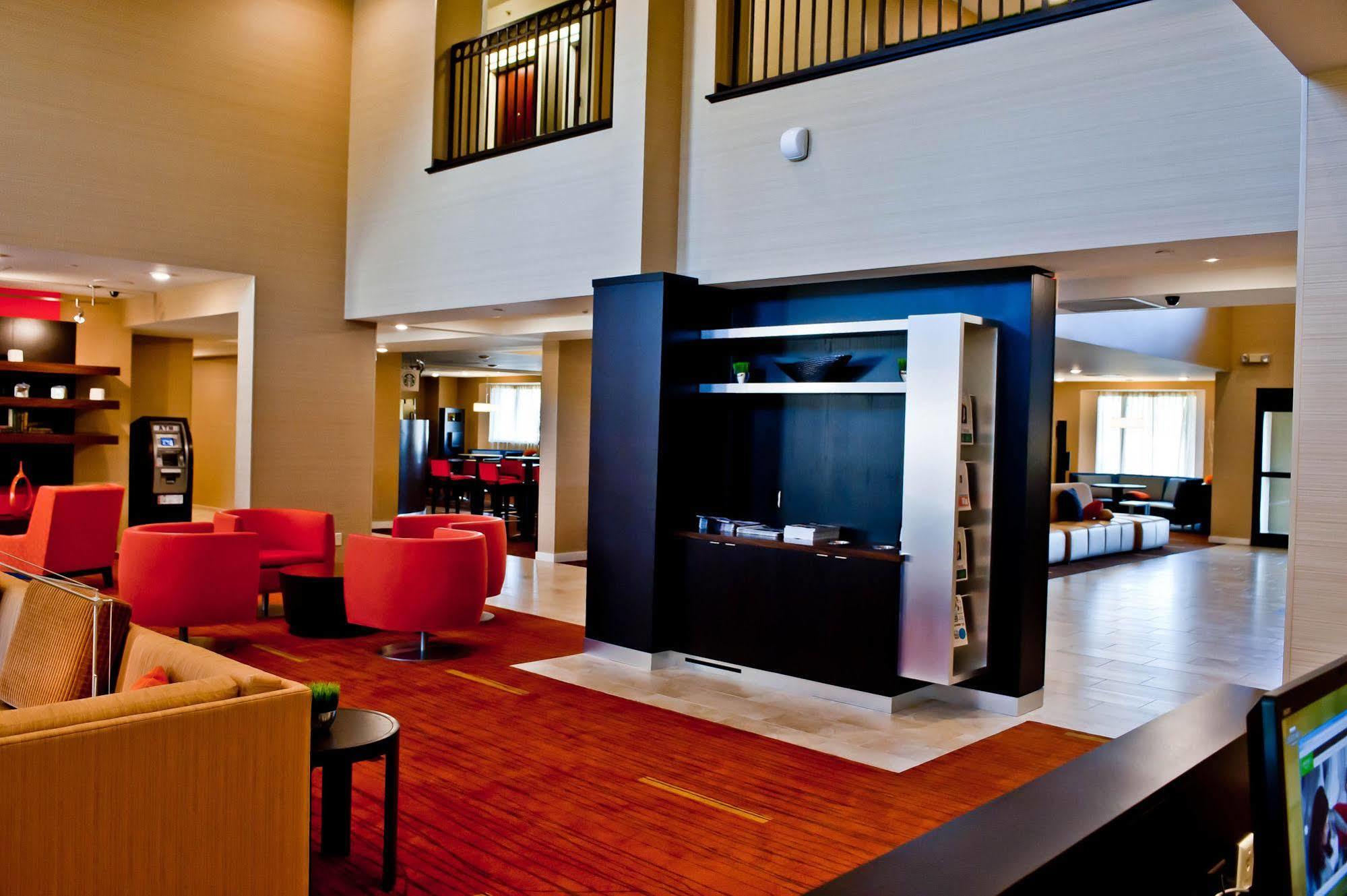 Courtyard By Marriott Decatur Hotel Exterior photo