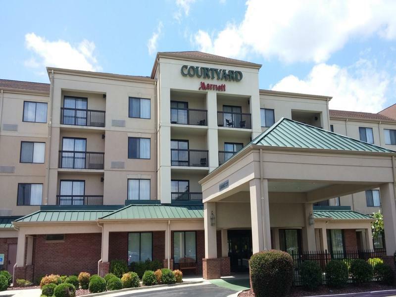 Courtyard By Marriott Decatur Hotel Exterior photo