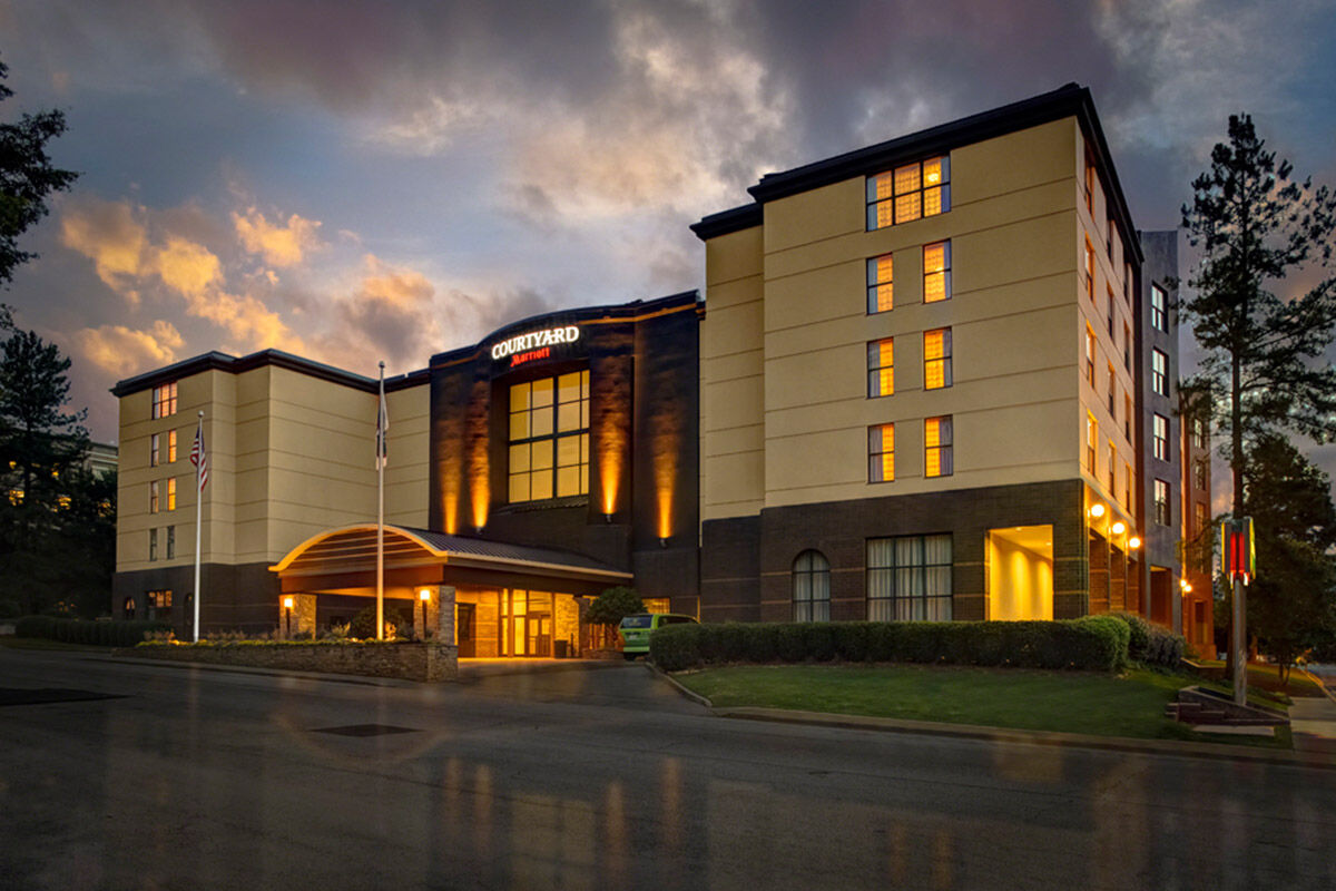 Courtyard By Marriott Decatur Hotel Exterior photo